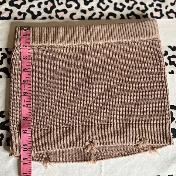 Ser.o.ya Seroya Alora Mini Skirt in Natural.Knit. Distressed. Size Small. NWT! - Picture 13 of 15